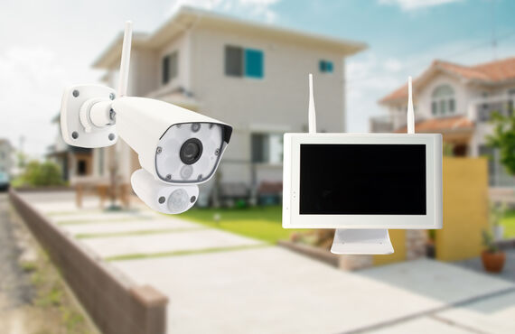 従来のワイヤレス防犯カメラの電波問題を解消！Wrectで電波を中継